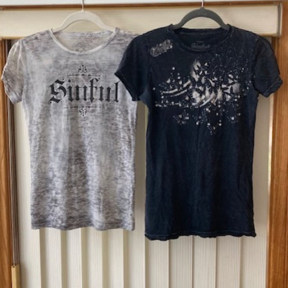 2 SINFUL VINTAGE TSHIRTS SZ S